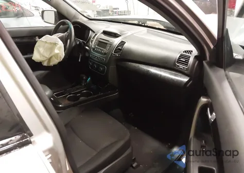 2015 Kia Sorento Lx из США, поврежденный, VIN 5XYKT3A60FG641964